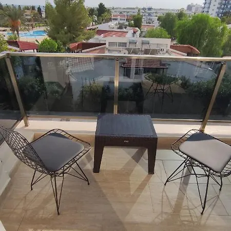 Sea Shell 8 Lovely 2-bedroom Agios Georgios (Famagusta)