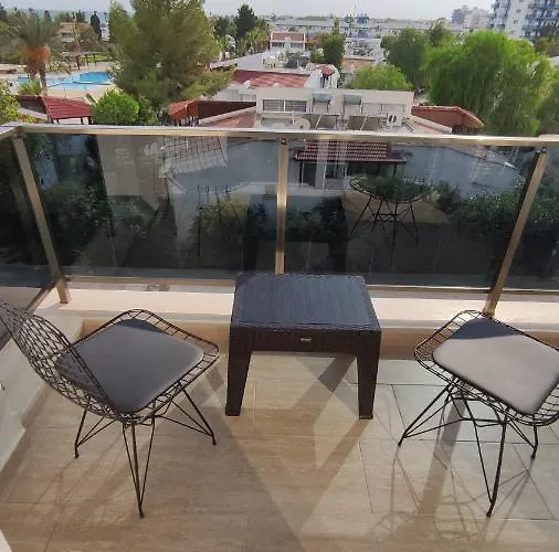 Sea Shell 8 Lovely 2-bedroom Agios Georgios (Famagusta)